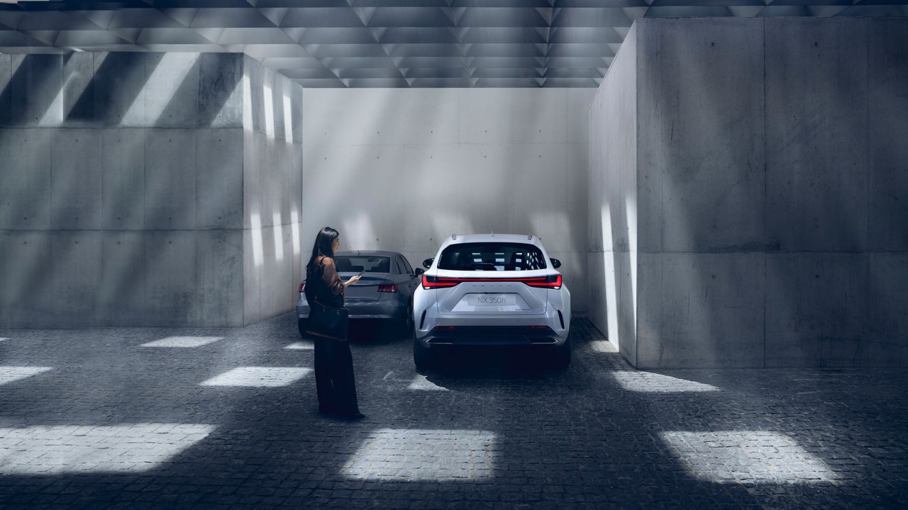 2021-lexus-nx-technology-hero-1920x1080-1