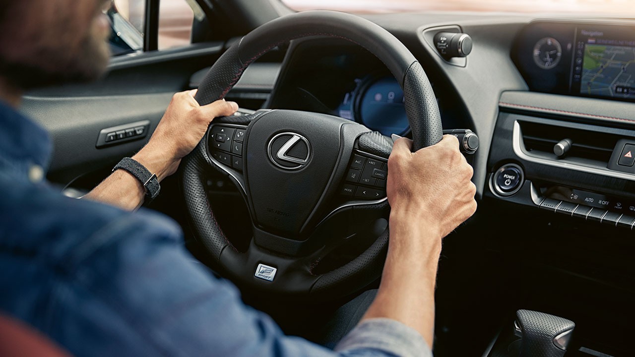 2021-lexus-ux-special-edition-next-step-test-drive-1280x720_tcm-3151-2120759
