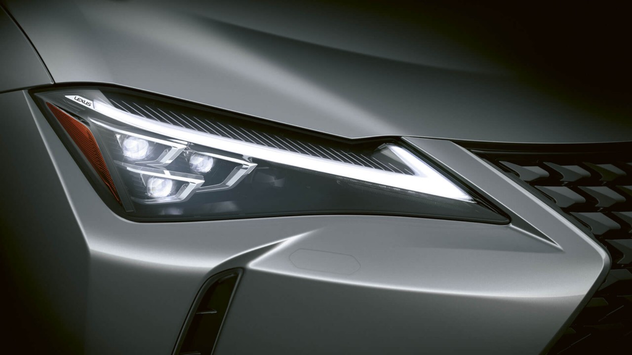 Lexus UX300e headlight