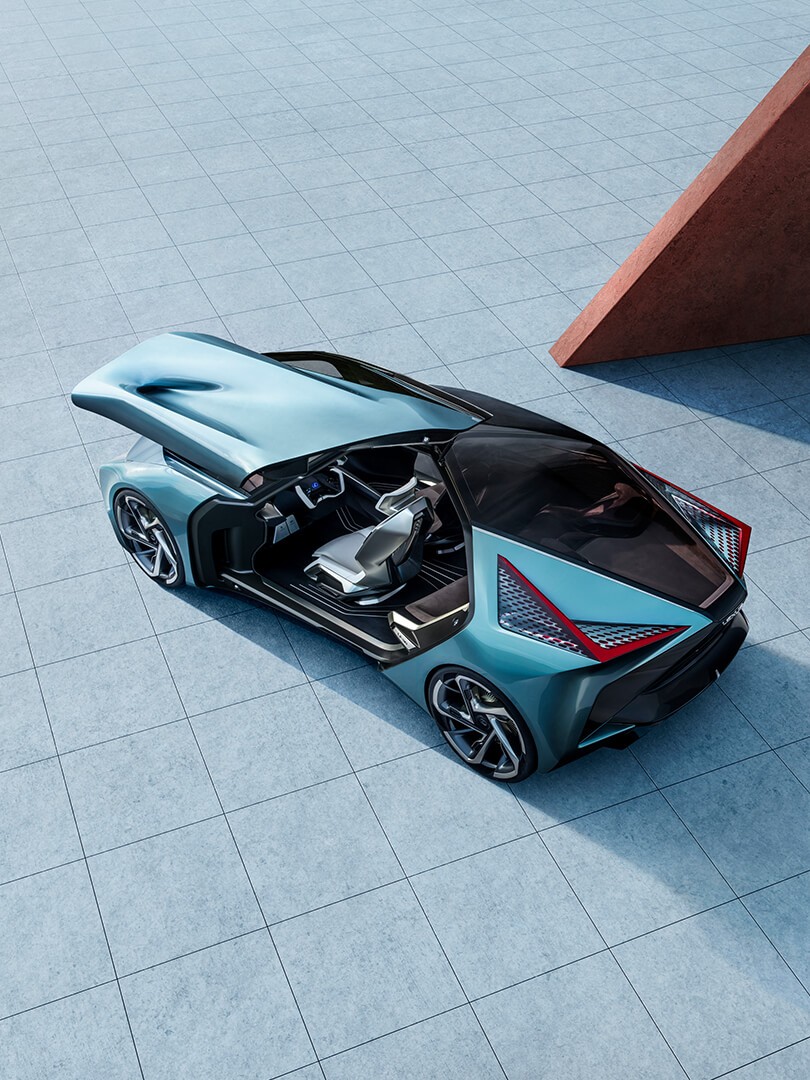 Futuristinis eksterjeras padeda įsivaizduoti elektrifikuotas Lexus transporto priemones iki 2030-ųjų