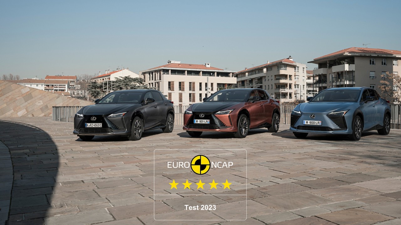 2023-lexus-rz-five-star-ncap-award-gallery-1-1920x1080