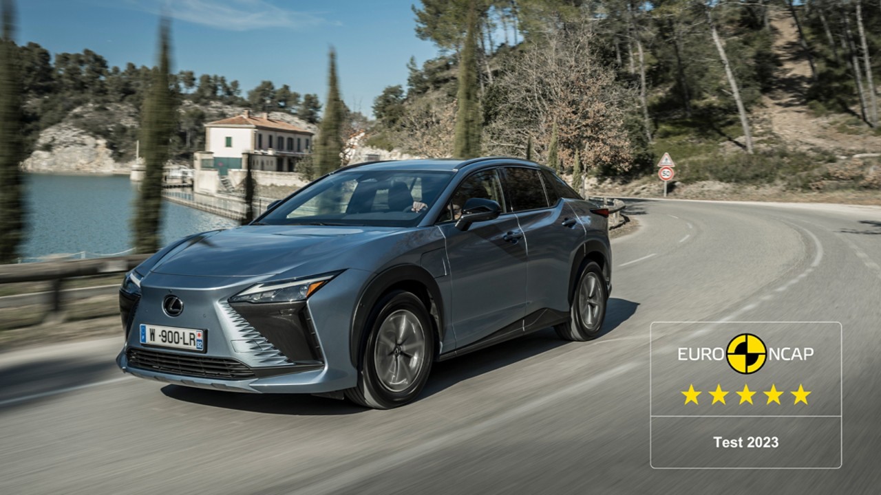 2023-lexus-rz-five-star-ncap-award-gallery-4-1920x1080